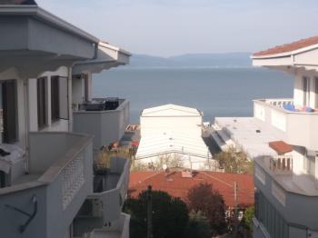 MUDANYA YENİ MAHALLE'DE DENİZ MANZARALI 2+1 SATILIK ARAKAT DAİRE