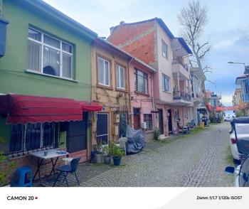 MUDANYA HALİTPAŞA MÜTAREKE MAH'DE, DENİZE 70 ADIM, KAT MÜLKİYETLİ İKİ KATLI SATILIK MÜSTAKİL EV