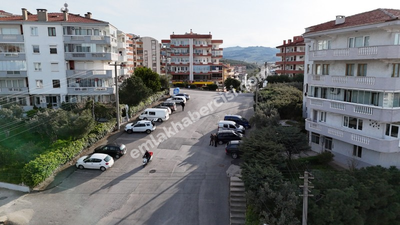 MUDANYA YENİ MAHALLE'DE DENİZ MANZARALI 2+1 SATILIK ARAKAT DAİRE