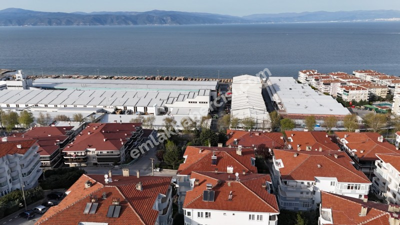 MUDANYA YENİ MAHALLE'DE DENİZ MANZARALI 2+1 SATILIK ARAKAT DAİRE