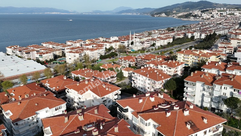 MUDANYA YENİ MAHALLE'DE DENİZ MANZARALI 2+1 SATILIK ARAKAT DAİRE