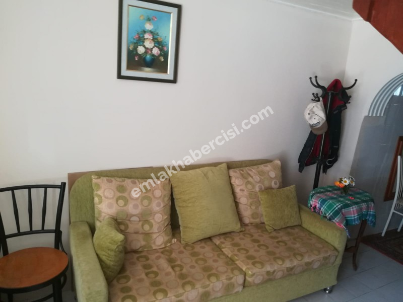 MUDANYA HALİTPAŞA MÜTAREKE MAH'DE, DENİZE 70 ADIM, KAT MÜLKİYETLİ İKİ KATLI SATILIK MÜSTAKİL EV