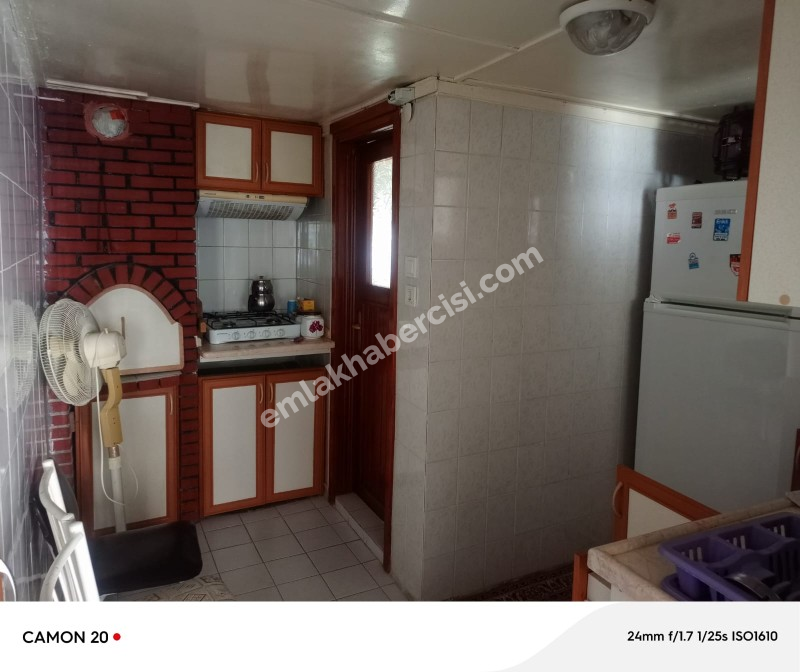 MUDANYA HALİTPAŞA MÜTAREKE MAH'DE, DENİZE 70 ADIM, KAT MÜLKİYETLİ İKİ KATLI SATILIK MÜSTAKİL EV