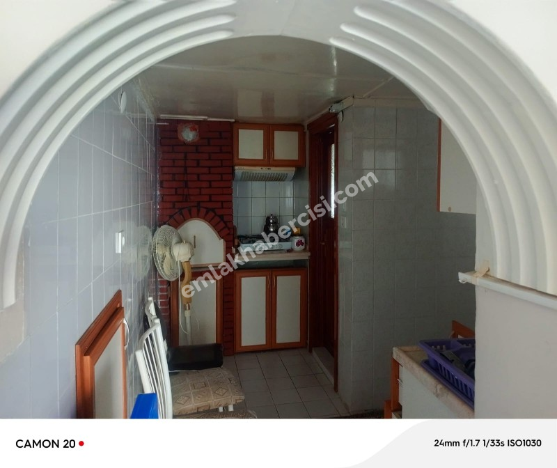 MUDANYA HALİTPAŞA MÜTAREKE MAH'DE, DENİZE 70 ADIM, KAT MÜLKİYETLİ İKİ KATLI SATILIK MÜSTAKİL EV