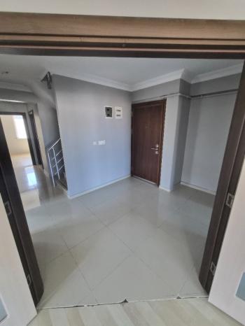 Mudanya Güzelyalıda Deniz Manzaralı Dubleks Daire
