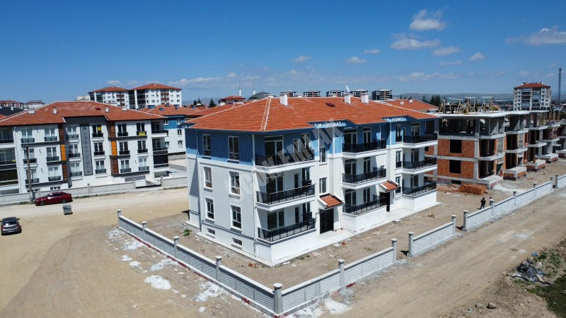 AFYON ÜÇOK EMLAKTAN MAREŞAL F ÇAKMAK MAH SATILIK SIFIR 3+1 DAİRELER 
