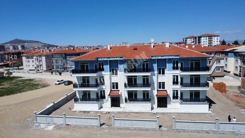 AFYON ÜÇOK EMLAKTAN MAREŞAL F ÇAKMAK MAH SATILIK SIFIR 3+1 DAİRELER 