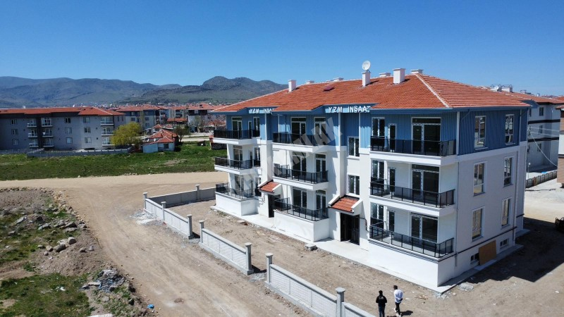 AFYON ÜÇOK EMLAKTAN MAREŞAL F ÇAKMAK MAH SATILIK SIFIR 3+1 DAİRELER 