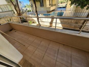 DİDİM ALTINKUM MAHALLESİ' NDE DENİZE YÜRÜME MESAFESİNDE 4 BALKONLU-PARK CEPHELİ  EŞYALI 2+1 SATILIK DAİRE