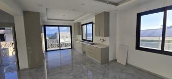 Girne Lapta Bölgesinde Site İçerisinde YENİ HAVUZLU SATILIK 4+1 VİLLALAR