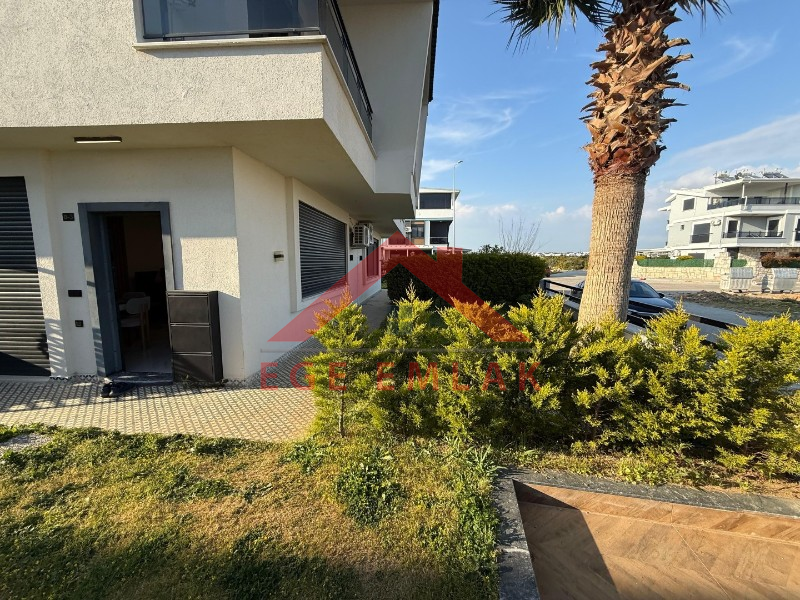 Didim'de Site İçerisinde Satılık Eşyalı Villa