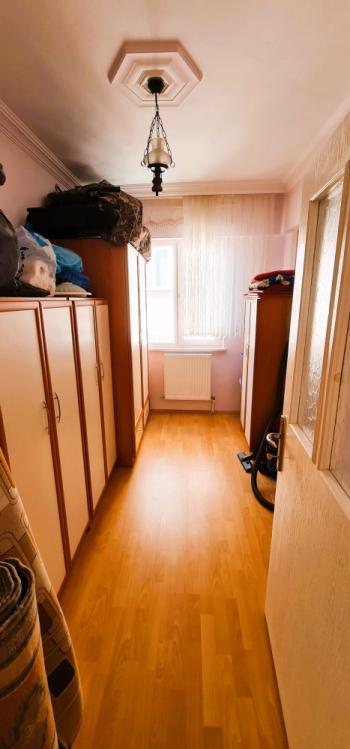 GÜVENAY - ÇORUM İPEK TAKSİ İLERİSİ ATA 1.CADDESİ ÜZERİ SATILIK DAİRE 4+1