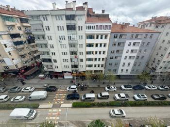 GÜVENAY -  ÇORUM GAZİ CADDESİ ÜZERİ KİRALIK 2+1 DAİRE & OFİS