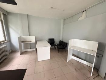 GÜVENAY -  ÇORUM GAZİ CADDESİ ÜZERİ KİRALIK 30 M2 OFİS