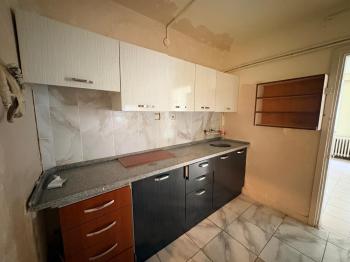 GÜVENAY -  ÇORUM GAZİ CADDESİ ÜZERİ KİRALIK 30 M2 OFİS