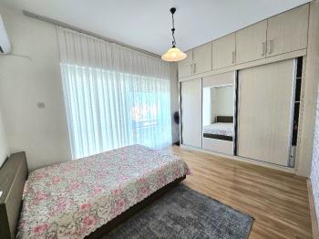 KKTC Girne Karaoğlanoğlu'nda Site İçerisinde Geniş Bahçeli Satılık 3+1 İkiz Villa