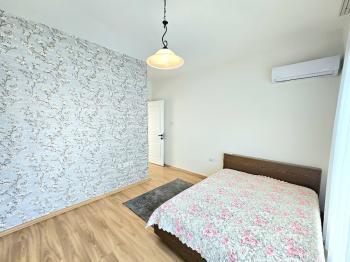 KKTC Girne Karaoğlanoğlu'nda Site İçerisinde Geniş Bahçeli Satılık 3+1 İkiz Villa