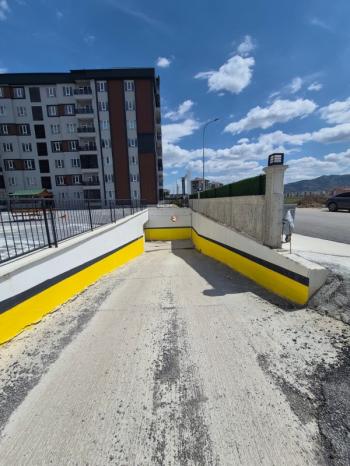 AFYON ÜÇOK EMLAKTAN ERKMEN MAH 7+1 250M² SATILIK DAİRE 