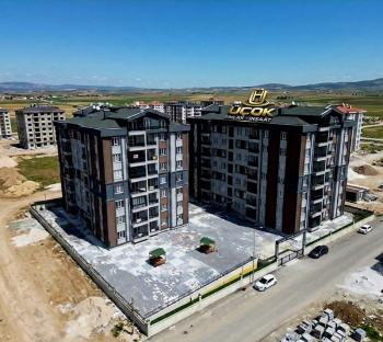AFYON ÜÇOK EMLAKTAN ERKMEN MAH 7+1 250M² SATILIK DAİRE 