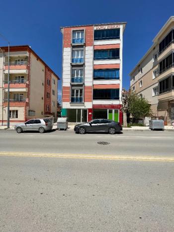 Güvenay - Çorum Kale Mahallesi Hüyük Caddesi Üzeri Kiralık Dükkan 