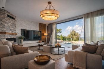 Kıbrıs Girne Esentepe'de Uluslararası Golf Sahasına Yürüyüş Mesafesinde Satılık 3+1 Villalar