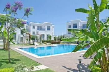 KKTC Girne Alsancak Denize Yürüyüş Mesafesinde Site İçerisinde Satılık 1+1 Loft Daire