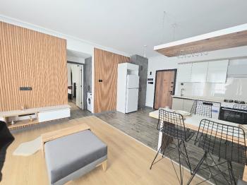 KKTC Girne Lapta'da Site İçerisinde Satılık 1+1 Yeni Eşyalı ve Kiracılı Daire