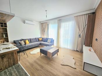 KKTC Girne Lapta'da Site İçerisinde Satılık 1+1 Yeni Eşyalı ve Kiracılı Daire