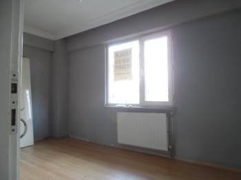 ÇORLU LİSESİNE YAKIN KİRALIK 2+1 GİRİŞ KAT DAİRE 