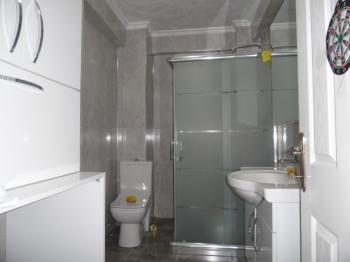 ÇORLU LİSESİNE YAKIN KİRALIK 2+1 GİRİŞ KAT DAİRE 