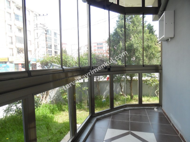 ÇORLU LİSESİNE YAKIN KİRALIK 2+1 GİRİŞ KAT DAİRE 
