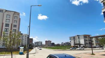 KAHTA EMNİYET MÜDÜRLÜĞÜ CADDESİNDE SATILIK 70 m² DÜKKAN