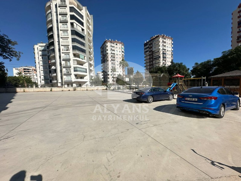 ALYANS'TAN HARİKA KONUMDA ELİT SİTE İÇERİSİNDE LÜKS GENİŞ 5+1