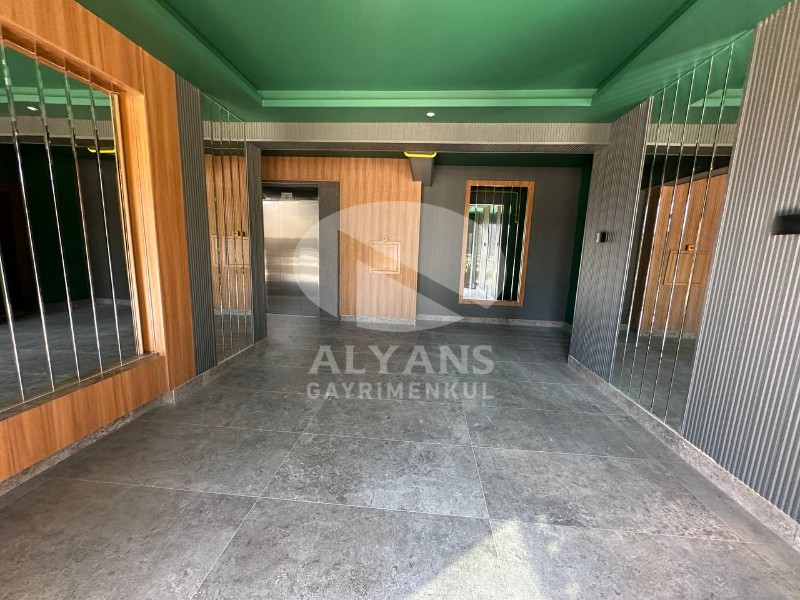 ALYANS'TAN HARİKA KONUMDA ELİT SİTE İÇERİSİNDE LÜKS GENİŞ 5+1