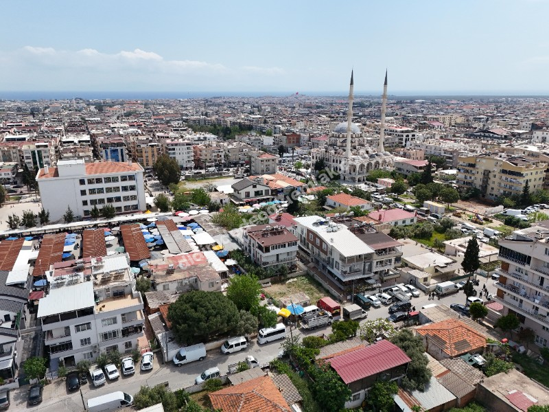 Didim Çarşı Merkezde Satılık Köşe Başı Kat Arsası