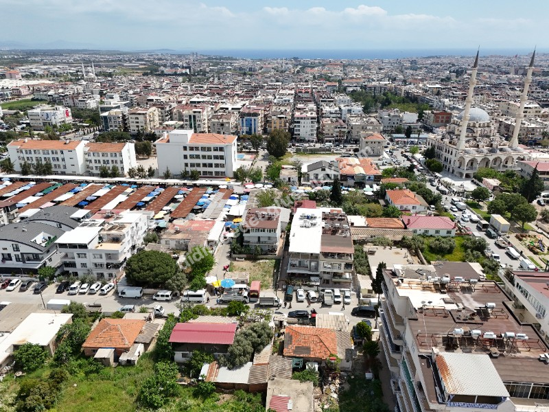 Didim Çarşı Merkezde Satılık Köşe Başı Kat Arsası