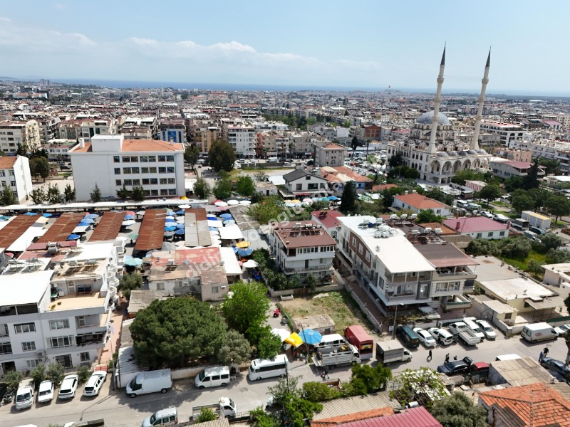 Didim Çarşı Merkezde Satılık Köşe Başı Kat Arsası