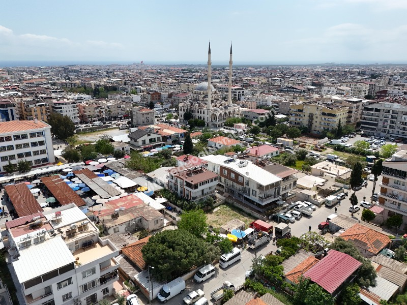 Didim Çarşı Merkezde Satılık Köşe Başı Kat Arsası