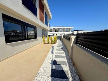 Didim'de Satılık Site İçerisinde 3+1 Villa
