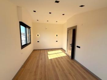 Didim'de Satılık Site İçerisinde 3+1 Villa