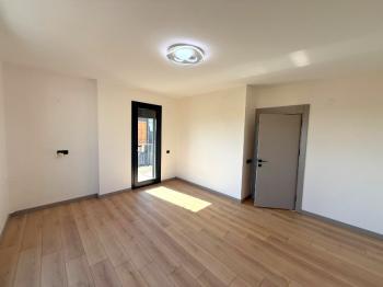 Didim'de Satılık Site İçerisinde 3+1 Villa