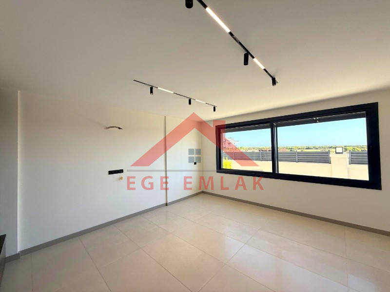 Didim'de Satılık Site İçerisinde 3+1 Villa