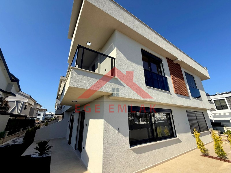Didim'de Satılık Site İçerisinde 3+1 Villa
