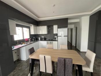 KÜÇÜKKAYMAKLI 'DA  SATILIK EŞYASIZ  YENİ SIFIR DAİRE