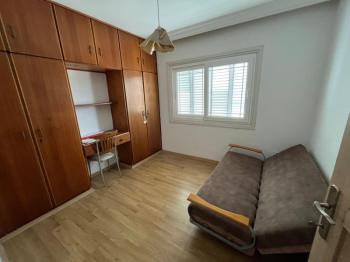 KÖŞKLÜÇİFTLİK DEREBOYU CADDE ÜZERİNDE AYLIK ÖDEMELİ KİRALIK DAİRE 