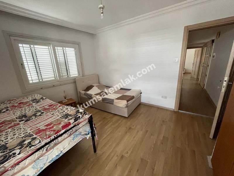 KÖŞKLÜÇİFTLİK DEREBOYU CADDE ÜZERİNDE AYLIK ÖDEMELİ KİRALIK DAİRE 