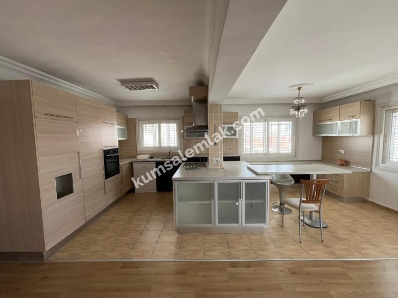KÖŞKLÜÇİFTLİK DEREBOYU CADDE ÜZERİNDE AYLIK ÖDEMELİ KİRALIK DAİRE 