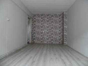 ÇORLUDA ATATÜRK BULVARI VE KİLER KAVŞAĞINA YAKIN SATILIK DAİRE 