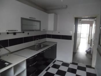 ÇORLUDA ATATÜRK BULVARI VE KİLER KAVŞAĞINA YAKIN SATILIK DAİRE 