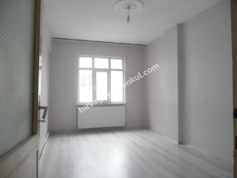 ÇORLUDA ATATÜRK BULVARI VE KİLER KAVŞAĞINA YAKIN SATILIK DAİRE 